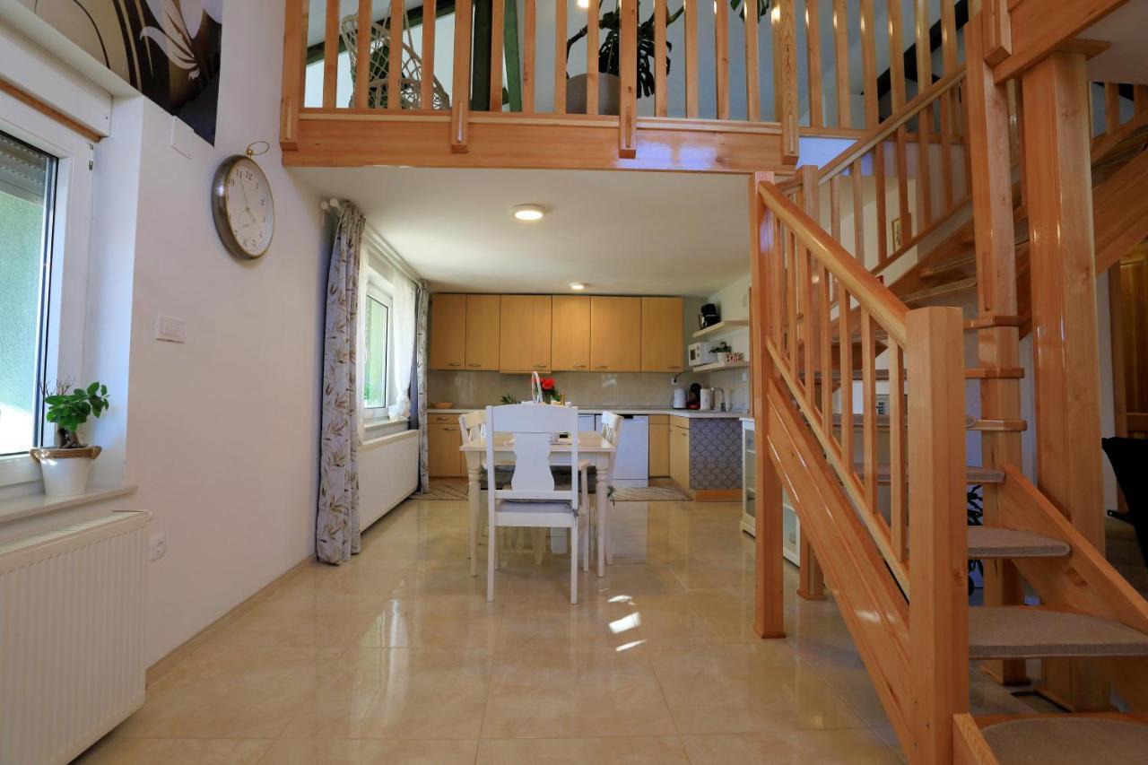 Luxury Apartman Alex With Sauna In The Village 오토칵 외부 사진