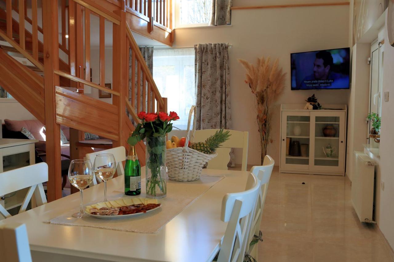 Luxury Apartman Alex With Sauna In The Village 오토칵 외부 사진
